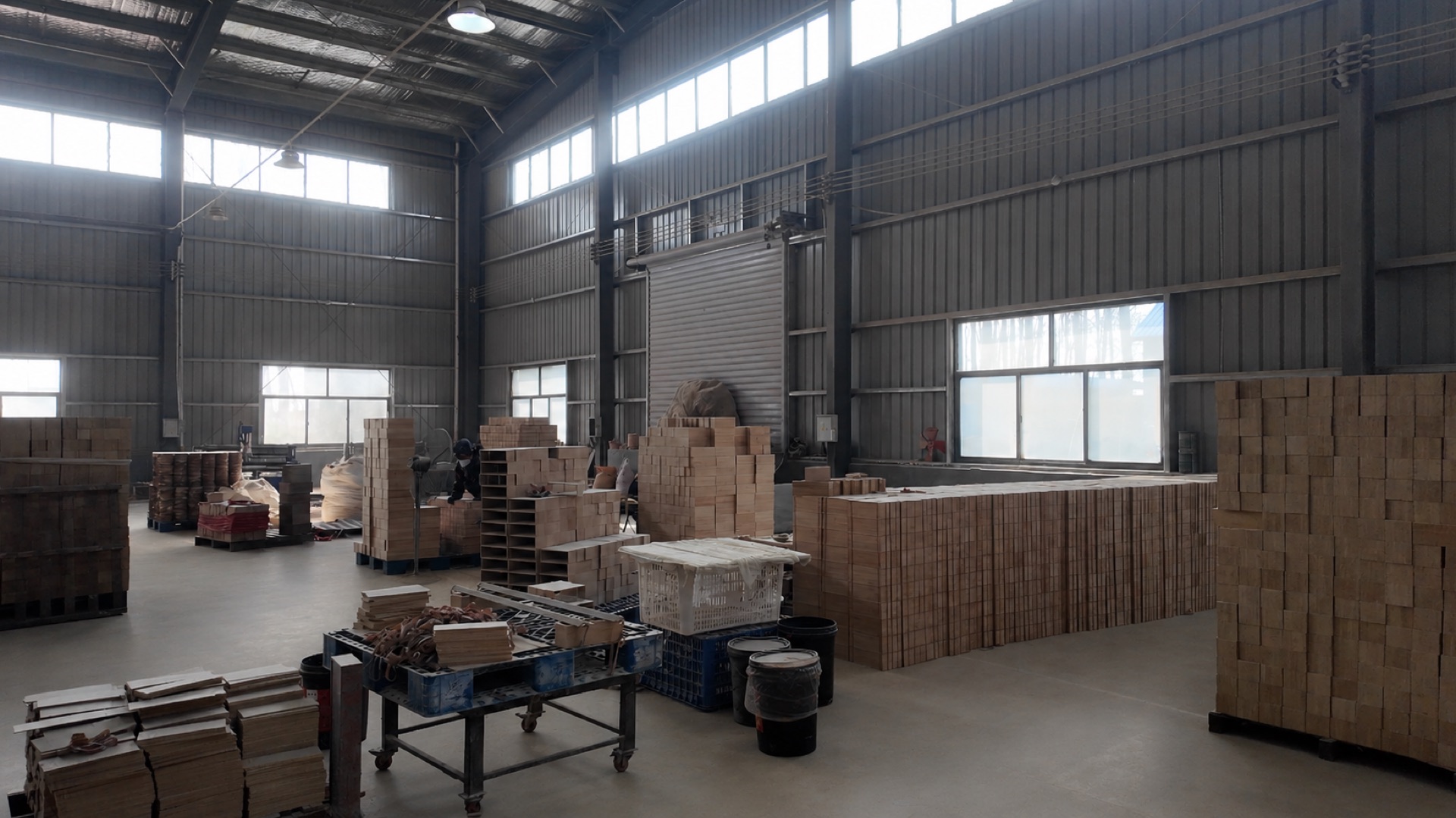 Premium wooden tableware
